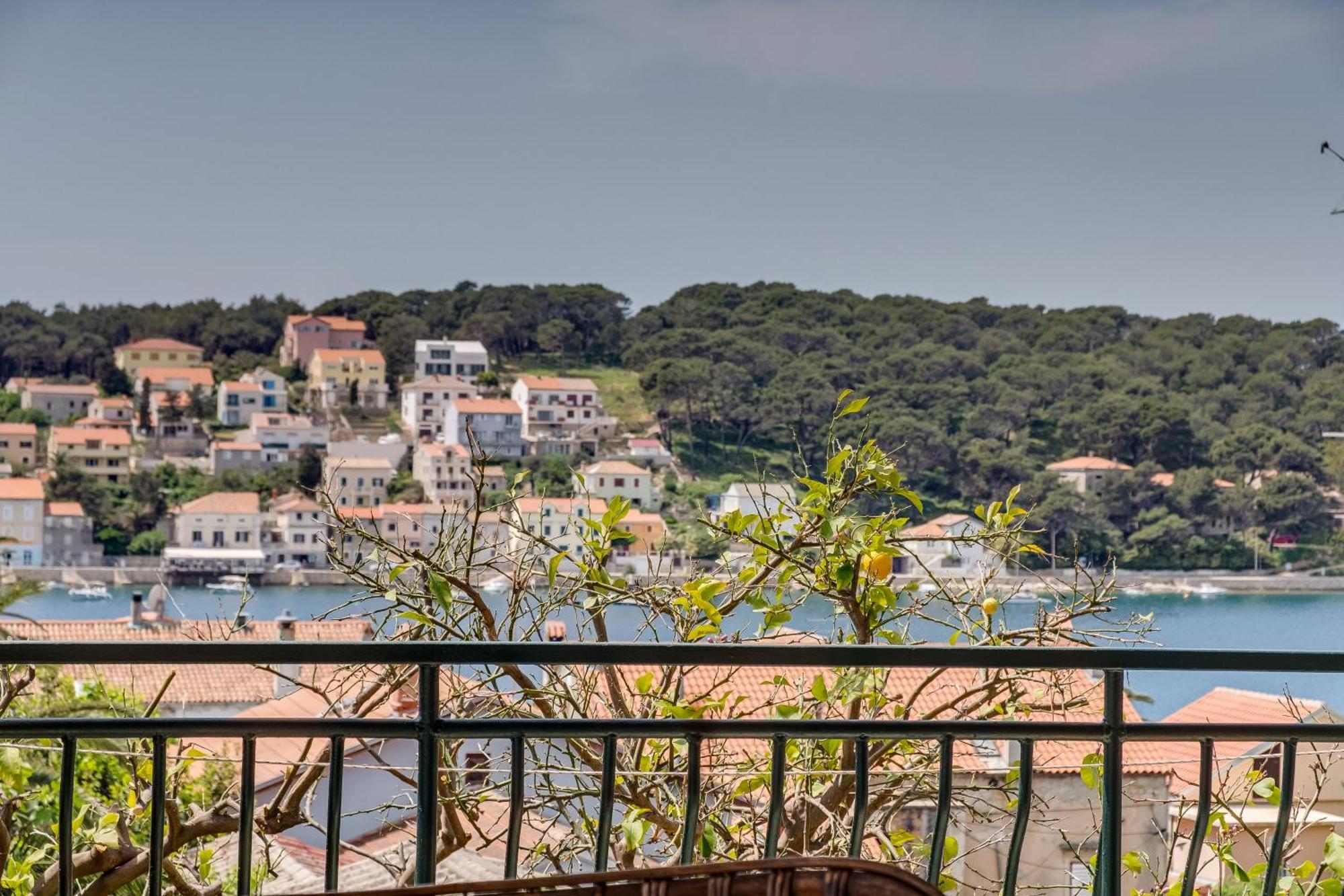 Fioretta Mali Losinj Exterior photo